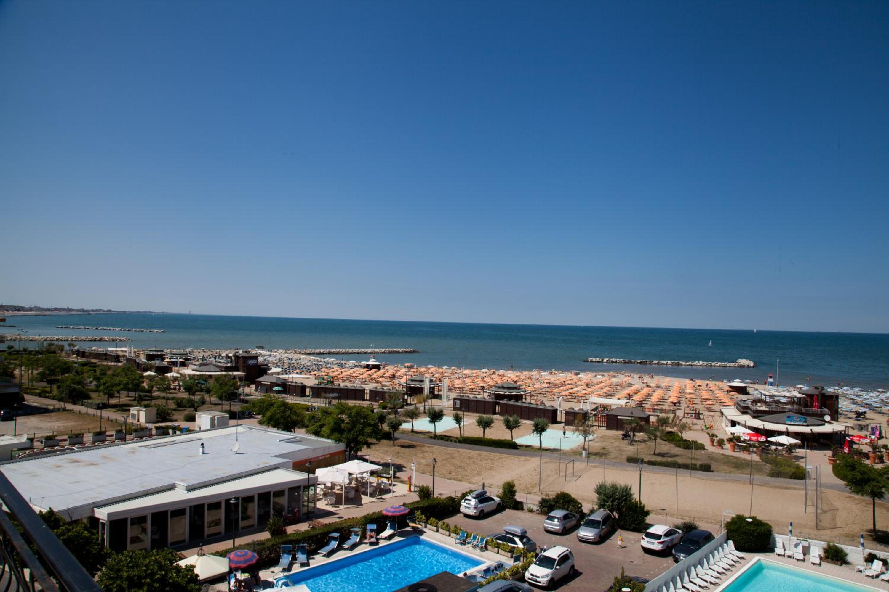 Фото Residence Record