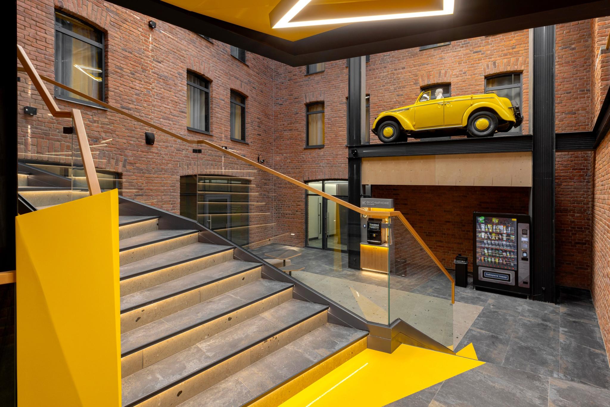 Фото IzzziUP Community L&c