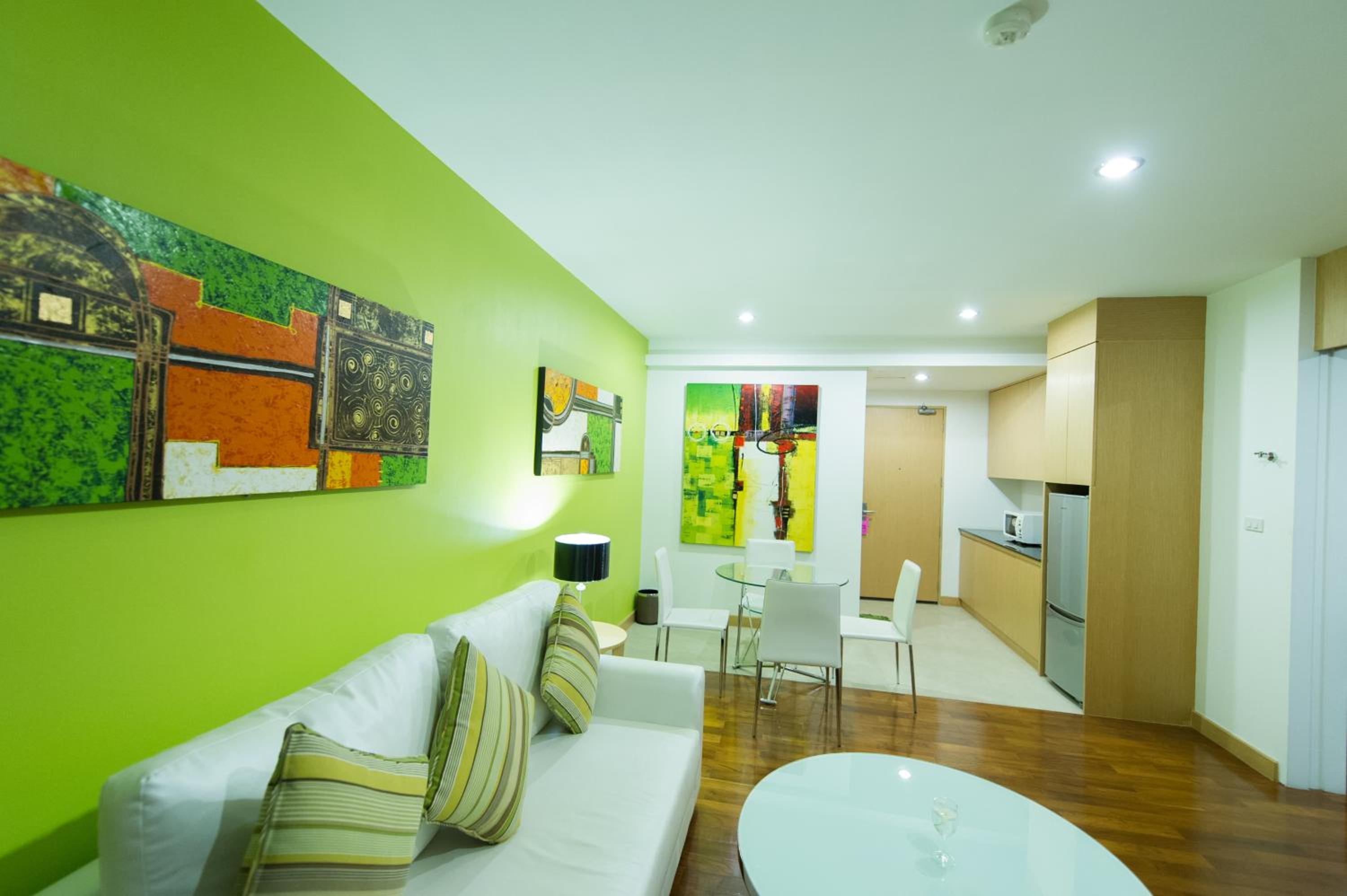 Фото Mamaison hotel