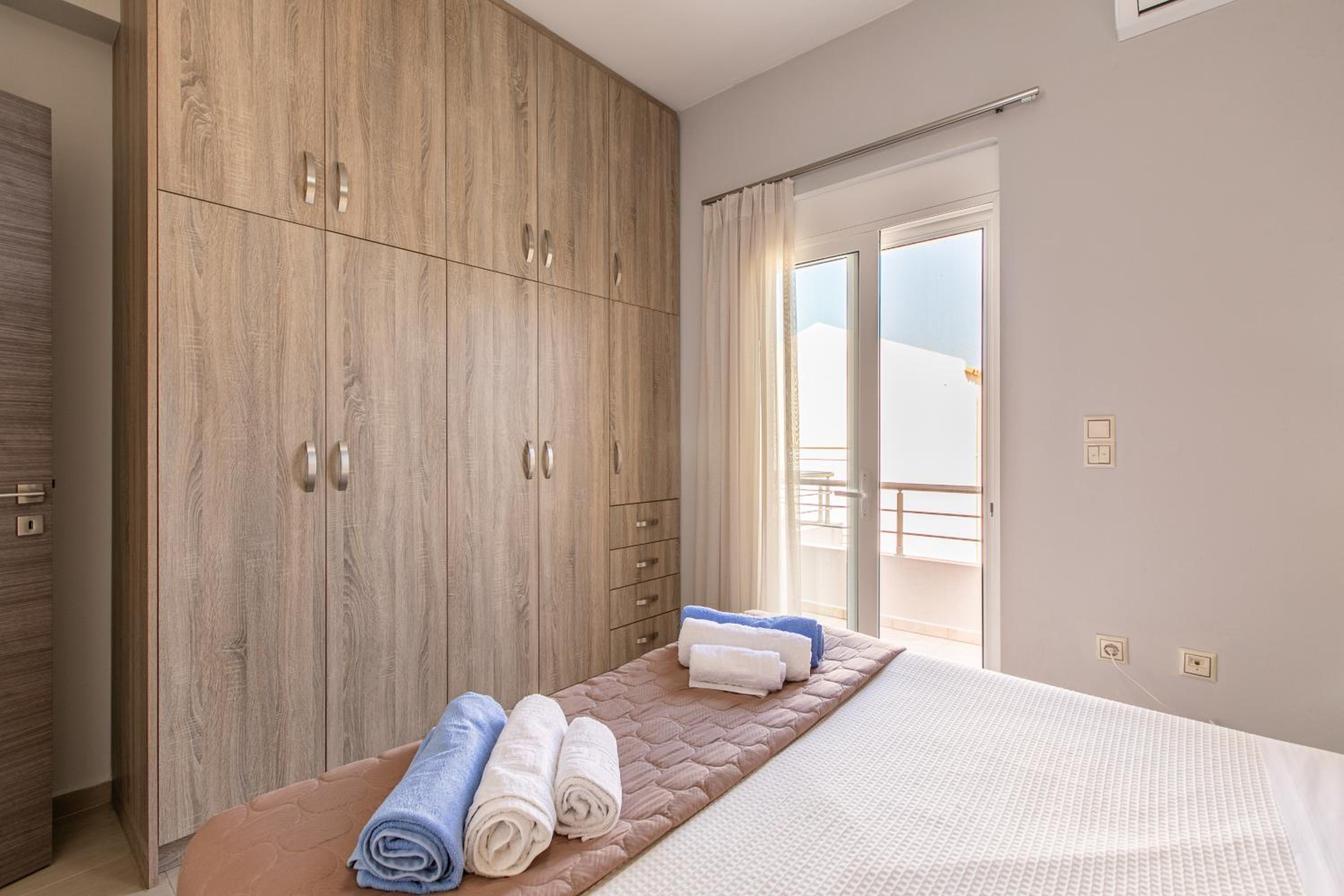 Фото Neaira Villas Chania