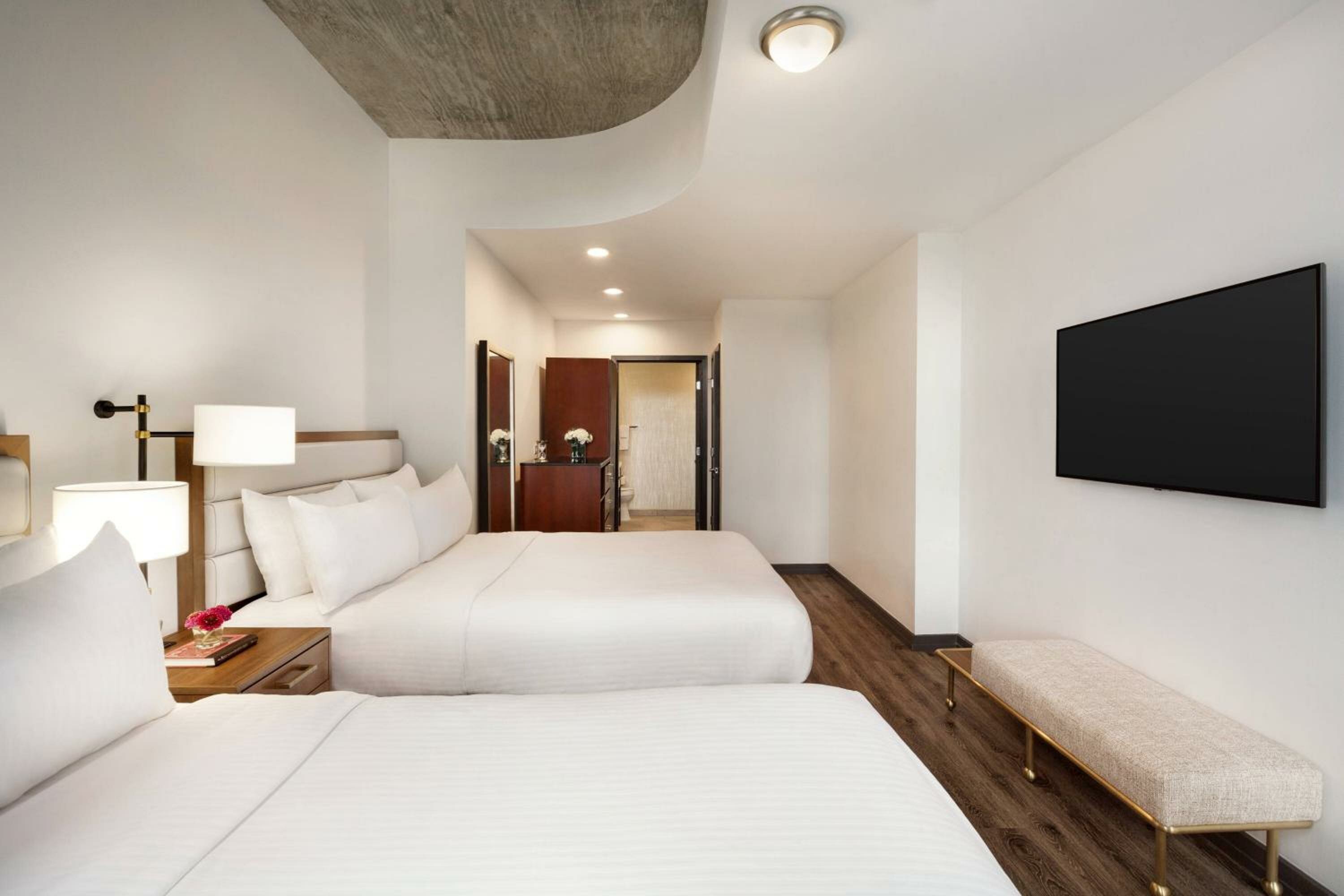 Фото Twelve Midtown, Autograph Collection