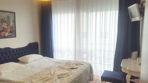 ‪Urkmez Hotel‬ (İzmir, Selçuk, Namık Kemal Cad., 20) ، فندق