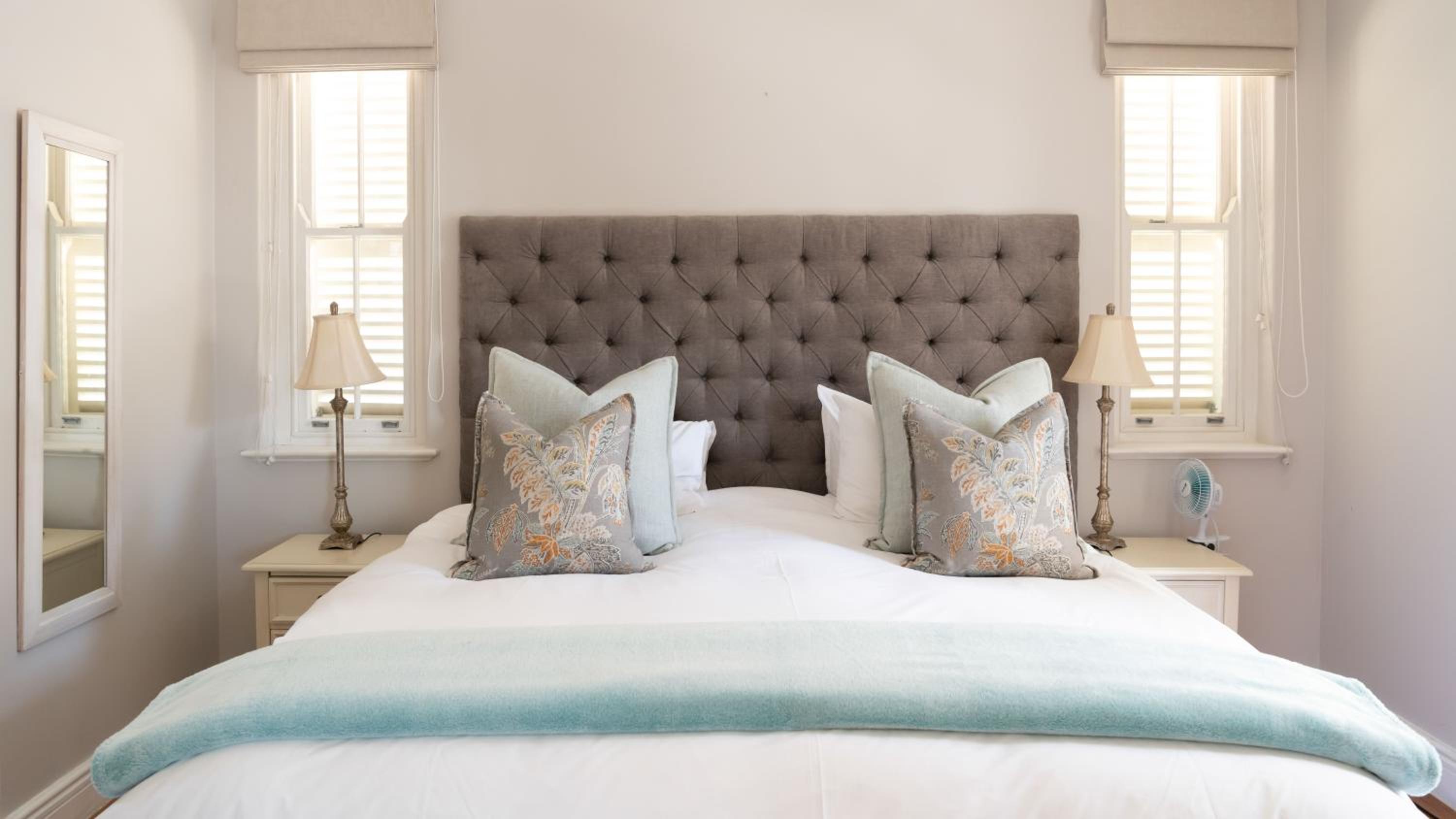 Фото The Majestic Apartment