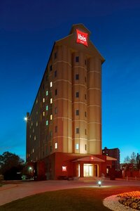 Ibis Eskisehir (Eskisehir, Tepebasi District, Hosnudiye Neighborhood, Silonu Street, 5A), hotel