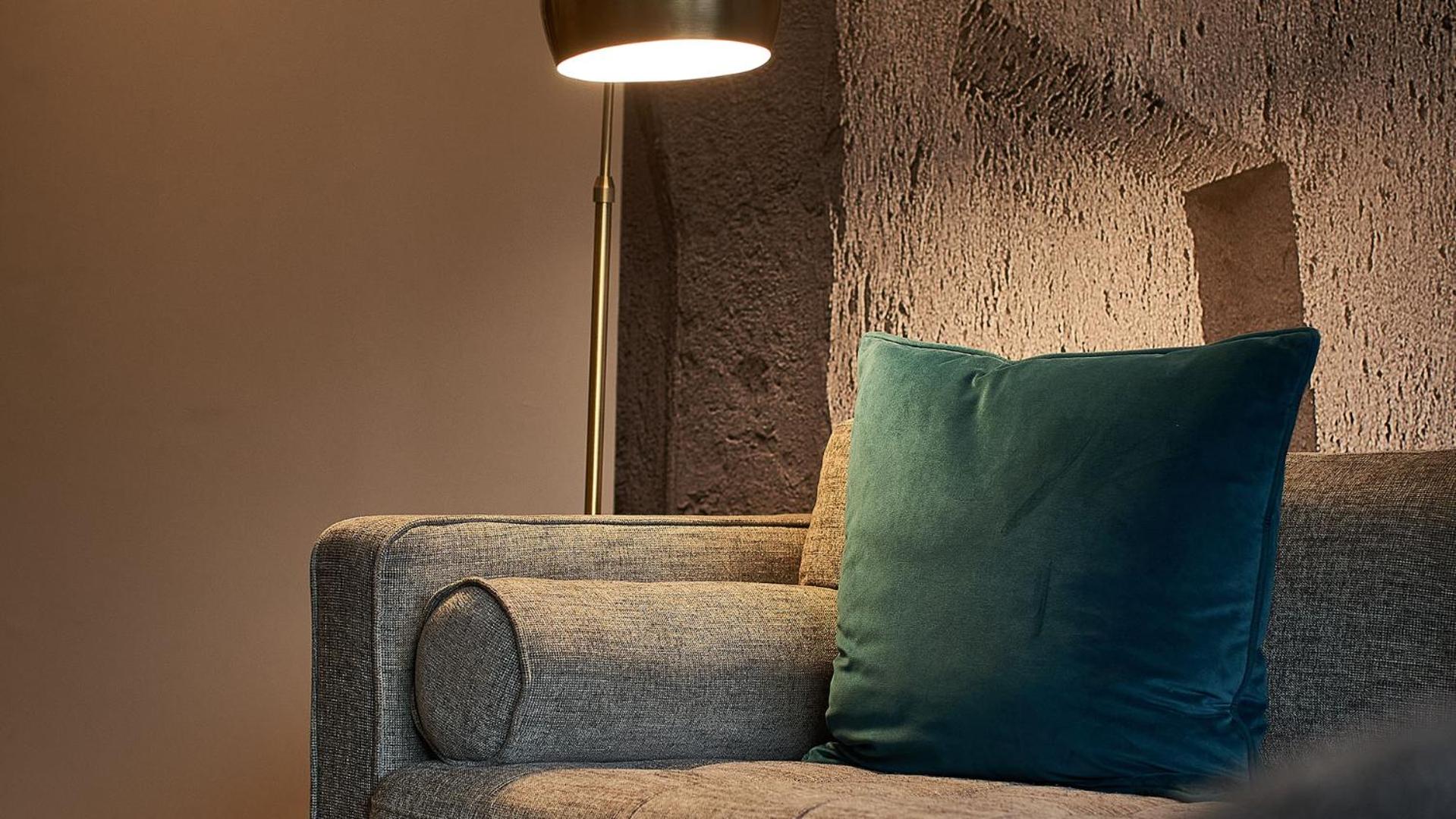 Фото The Onyx Apartment Hotel