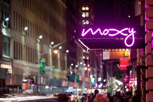 Гостиница Moxy Nyc Times Square в Нью-Йорке