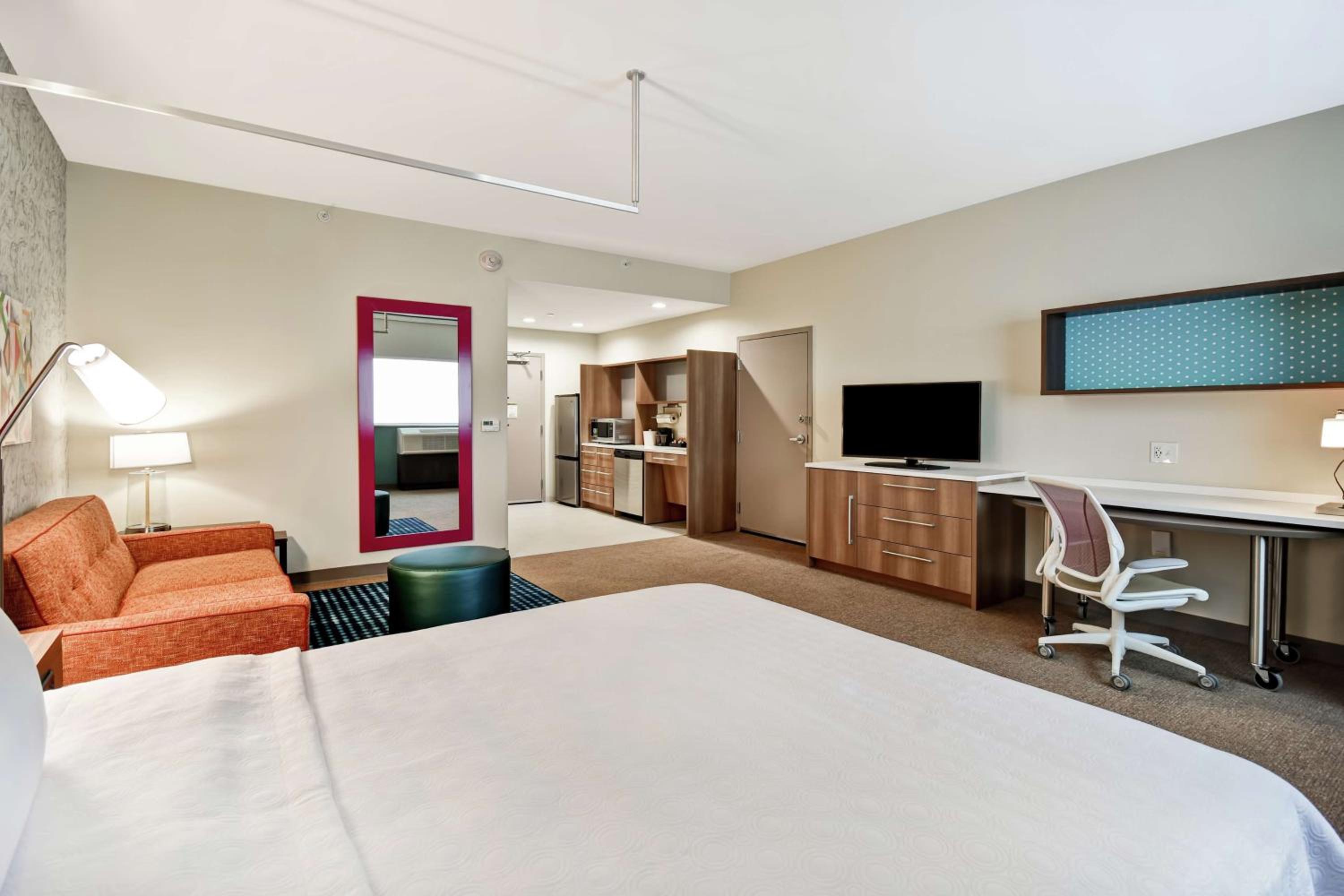 Фото Home2 Suites by Hilton Columbus Downtown