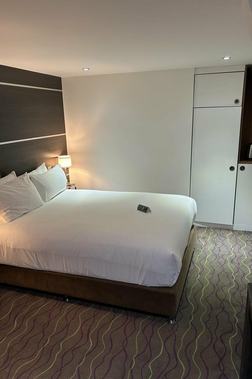 Фото The Wesley Euston