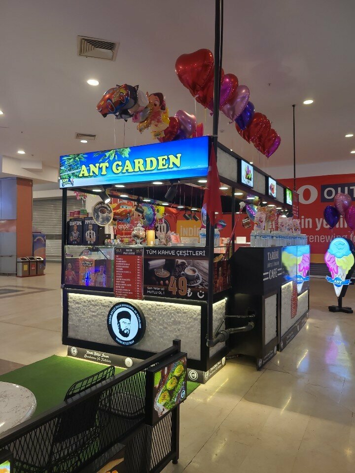 Ice cream Ant Garden, Istanbul, photo