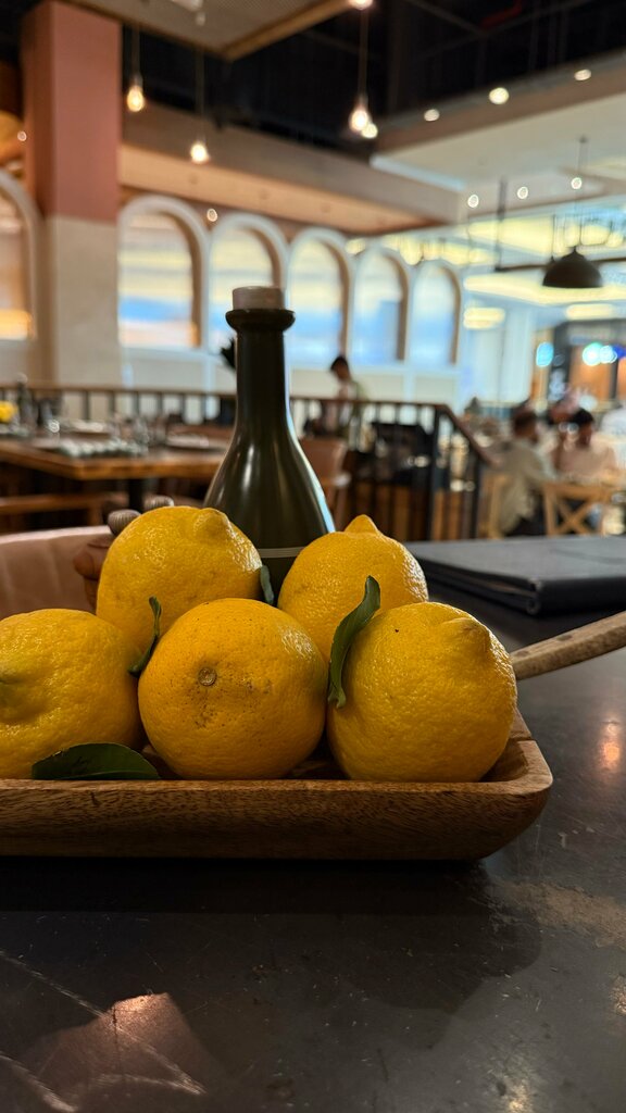 Restaurant Eat Greek Kouzina, Dubai, photo