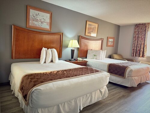 Гостиница Laketree Inn And Suites Marion