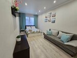 Двухкомнатная квартира в центре ЖК Флагман (9 Aprelya Street, 86А), alojamiento en alquiler diario