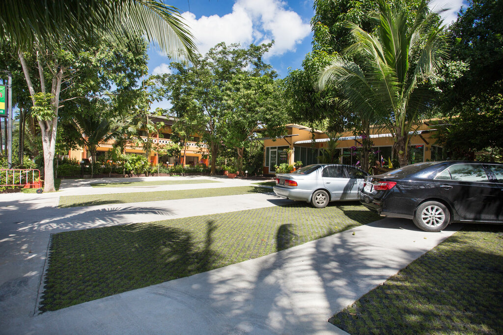 Hotel Baan Suan Resort, Chalong, photo