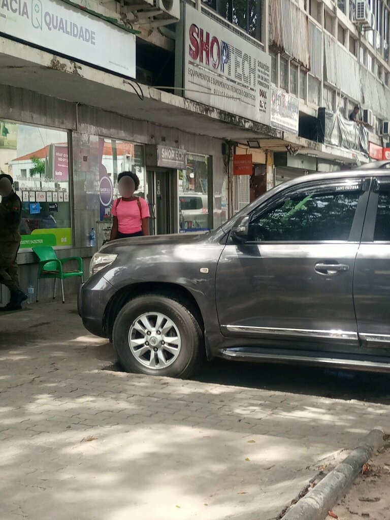 Electronics store Shoptech, Loanda, photo