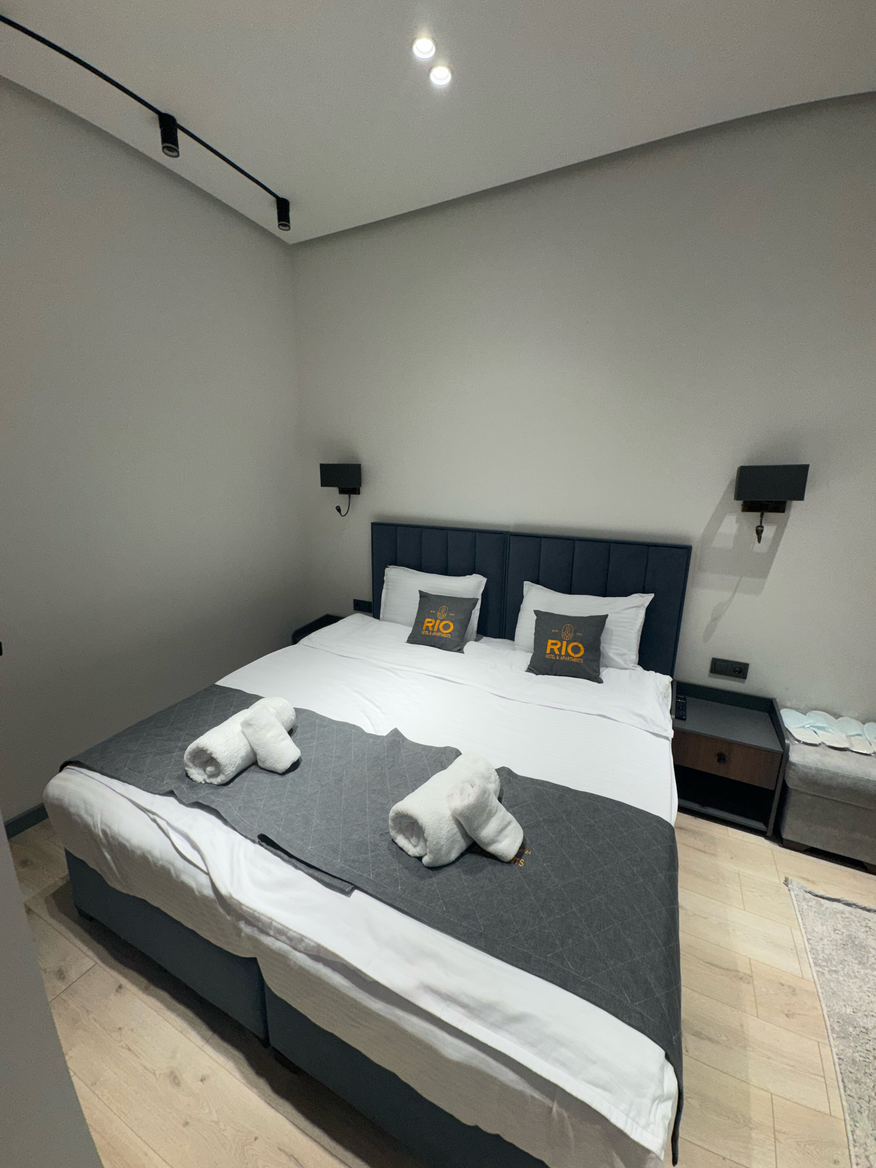 Фото Rio Hotel & Apartments