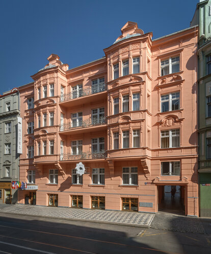 Гостиница Hotel Taurus в Праге