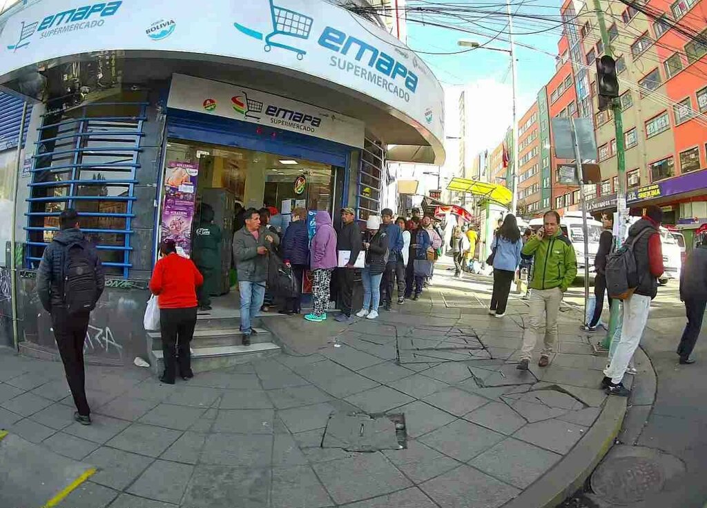 Supermarket Super Emapa, La Paz, photo