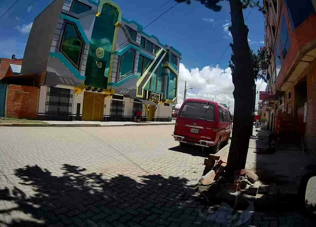 Presenters and event hosts Vicben Event Hall, El Alto, photo
