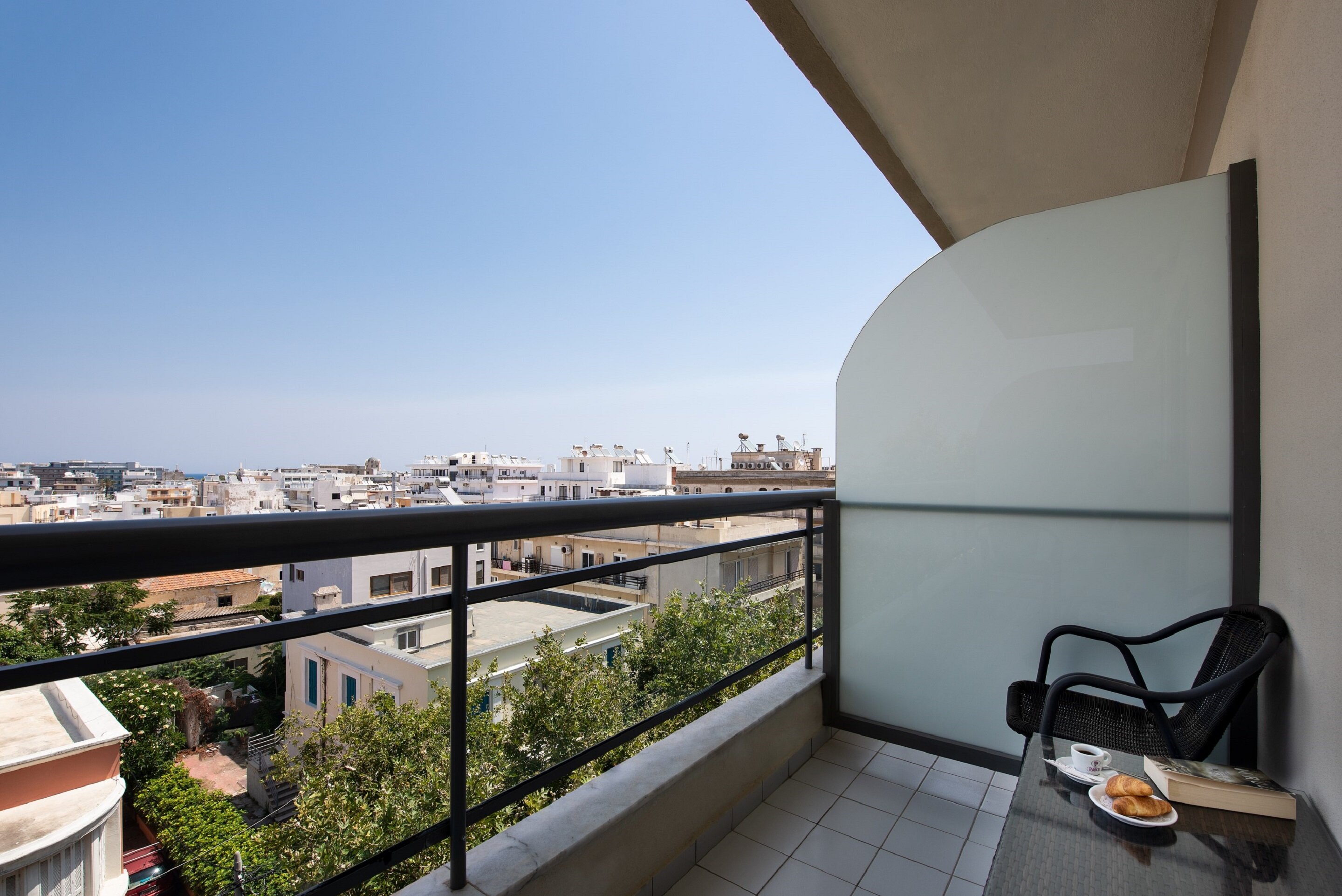 Фото Angela Downtown Hotel