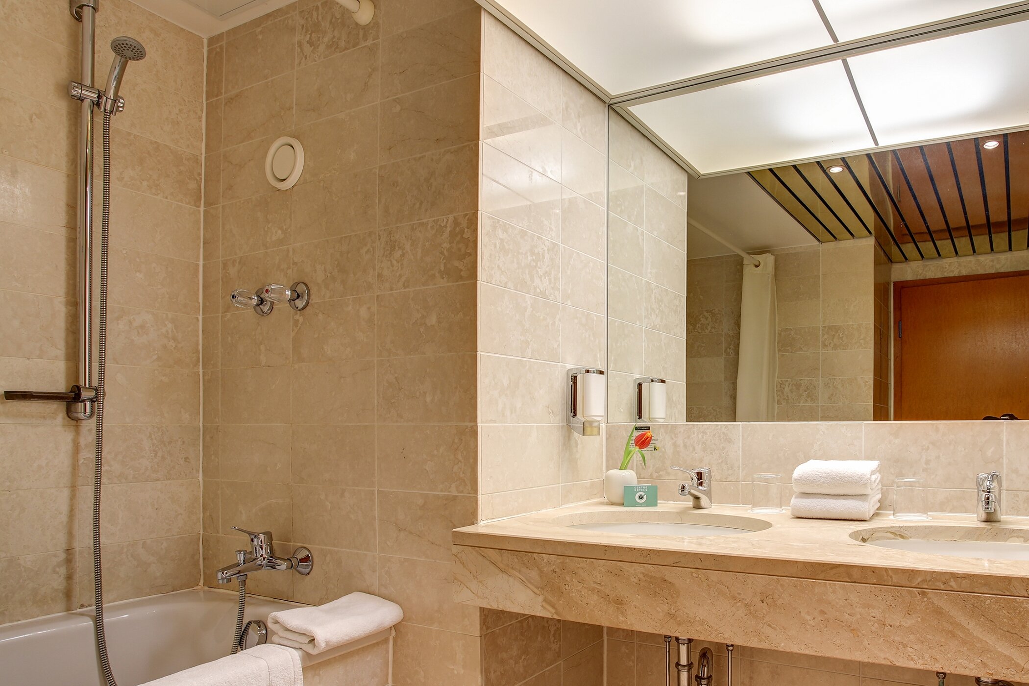 Фото 32053425581