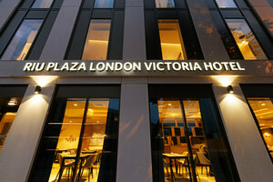 Гостиница Hotel Riu Plaza London Victoria
