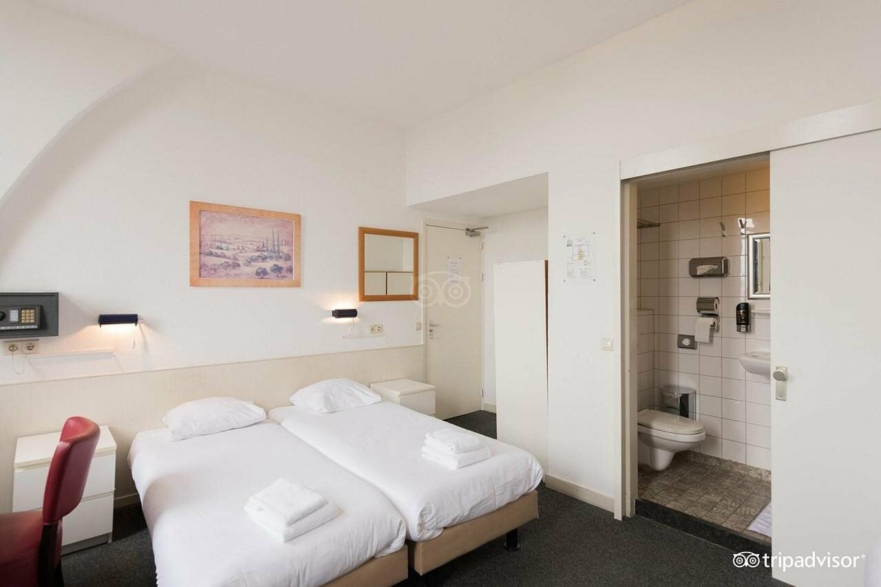 Фото City Hotel Rembrandt Square