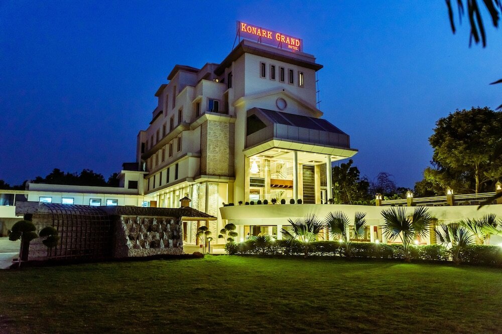 Фото Konark Grand Hotel