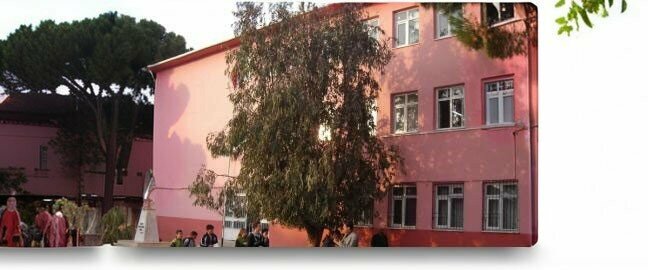School Muradiye Ataturk Ayser Kani Celikel Middle School, Manisa, photo