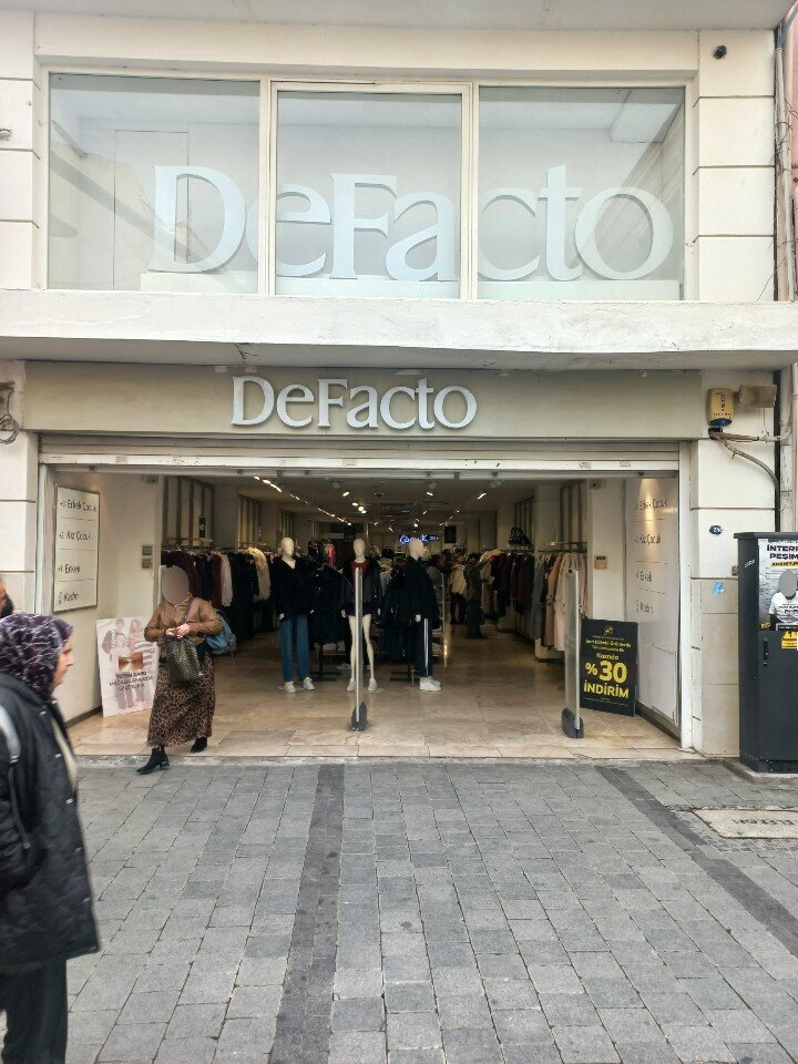 Clothing store DeFacto Konak, Izmir, photo