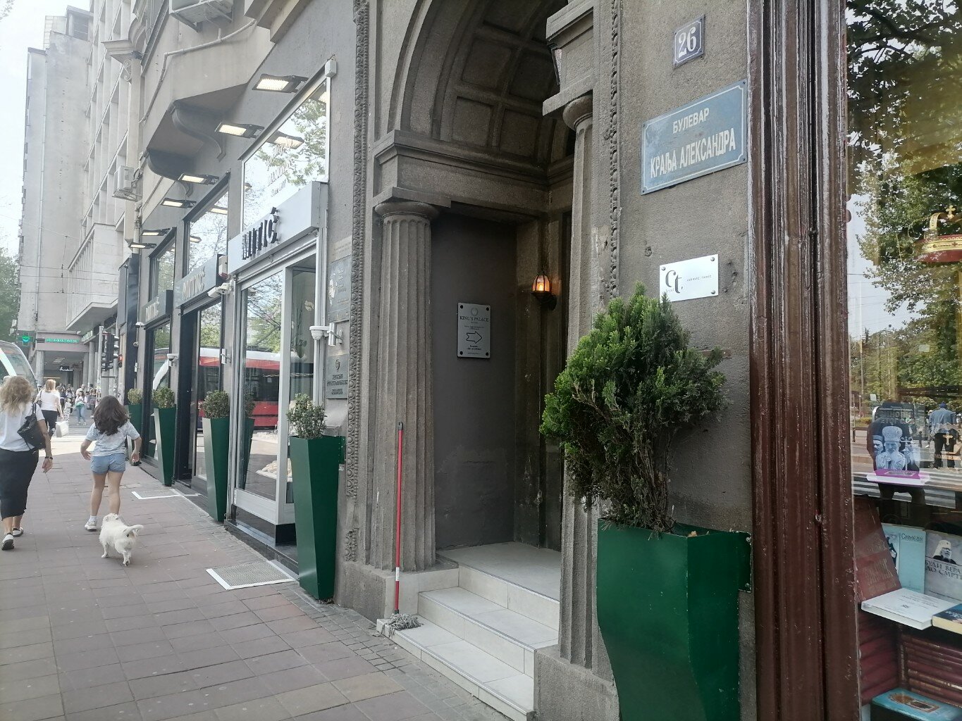 Фото Kings Palace Suites