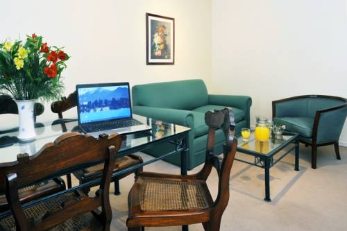 Фото Mayla Apartments