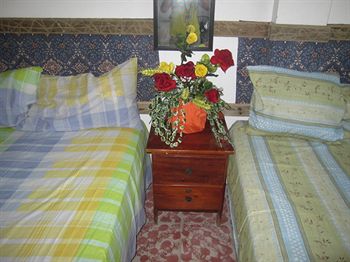 Фото Bachelor Inn Hotel