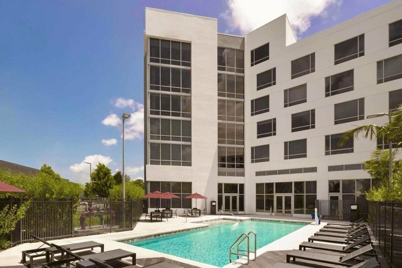 Фото Radisson Red Miami Airport