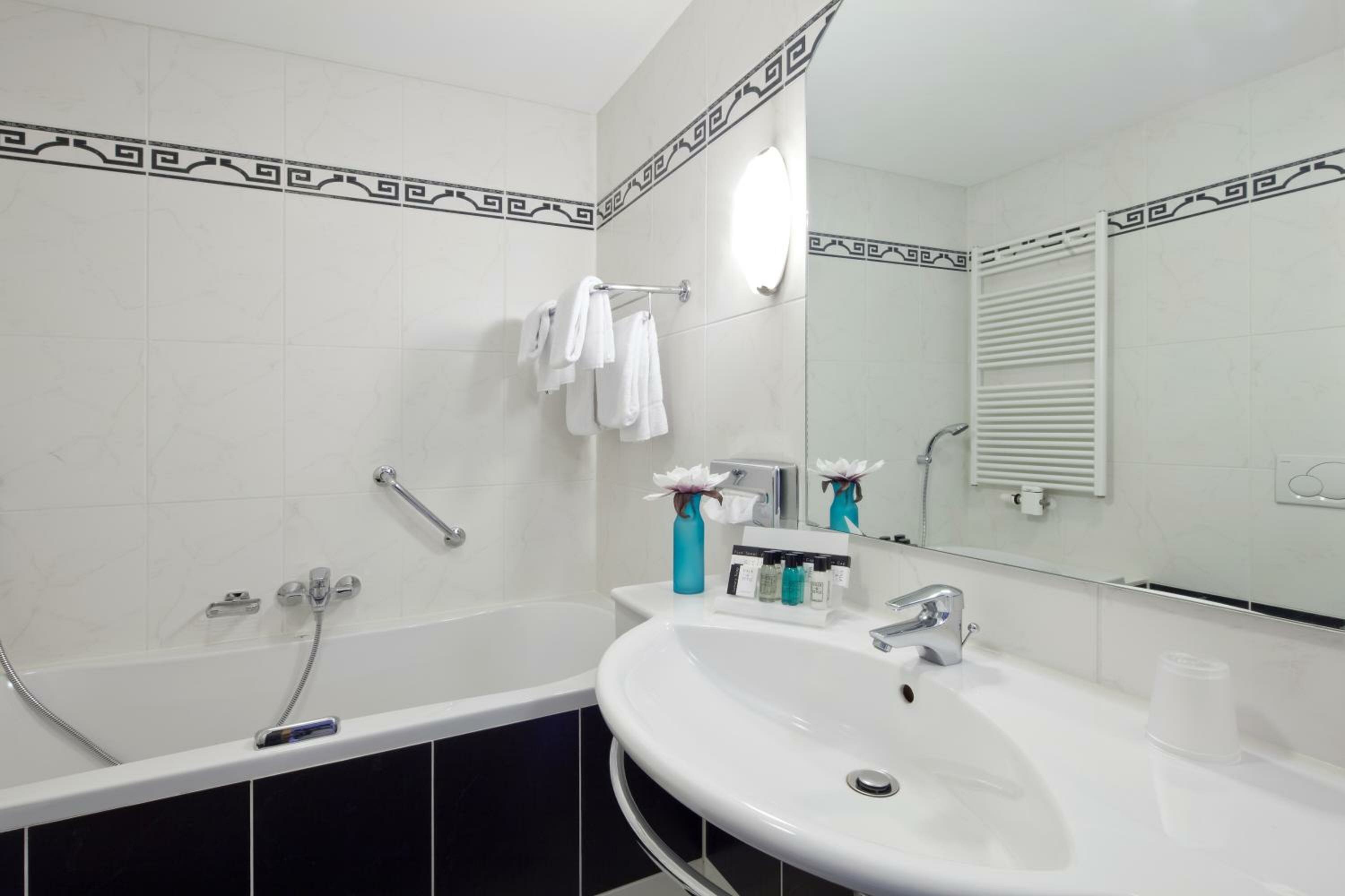 Фото Van der Valk Hotel Leiden