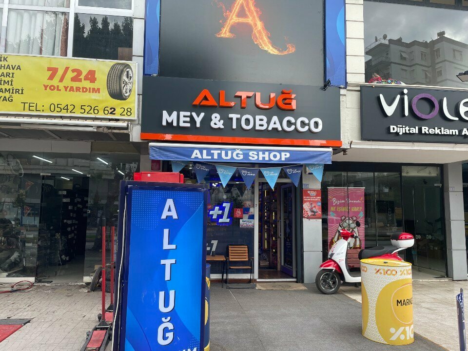Convenience store Altug Fruit & Tobacco, Antalya, photo