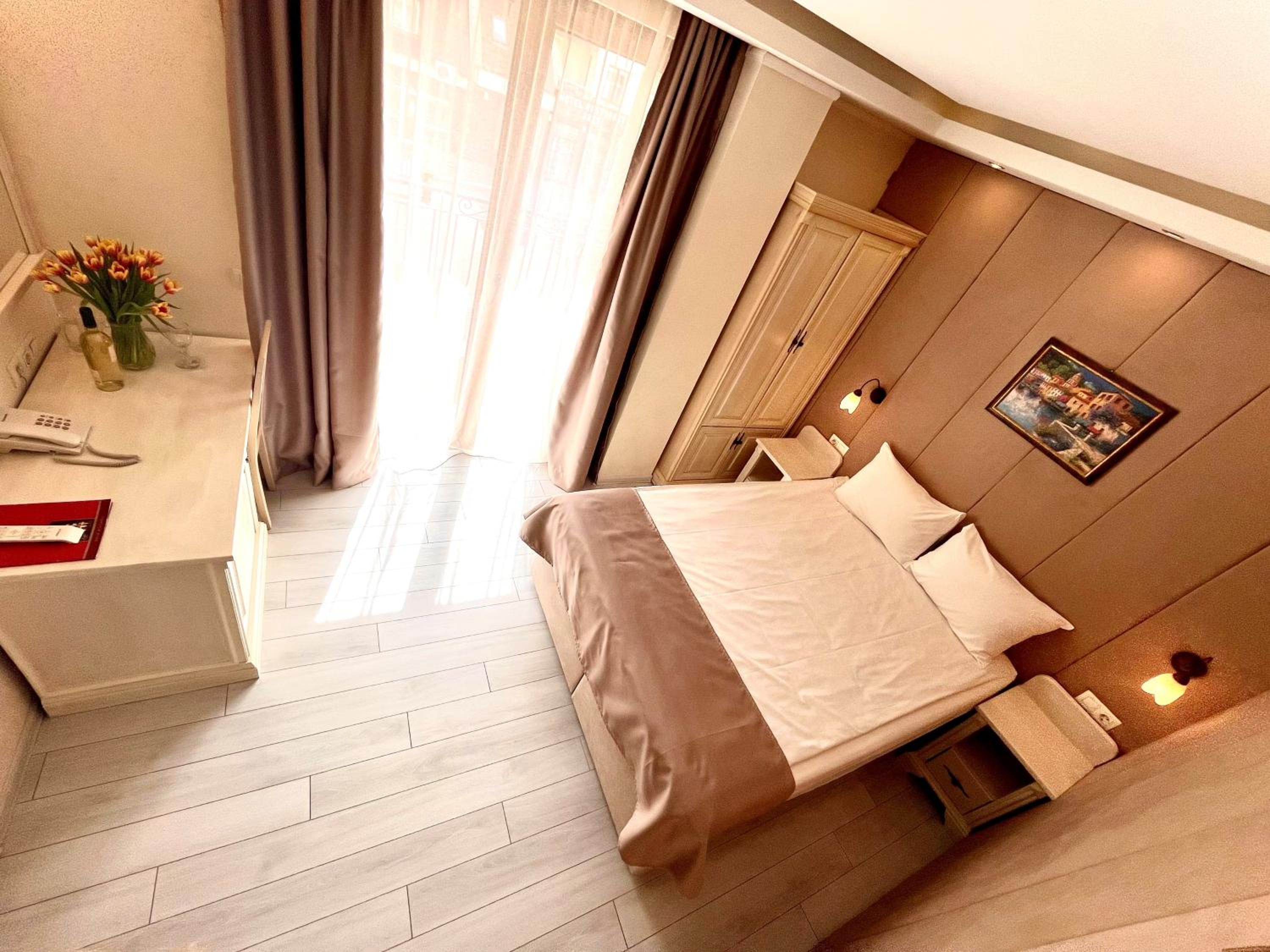 Фото Hotel Adria