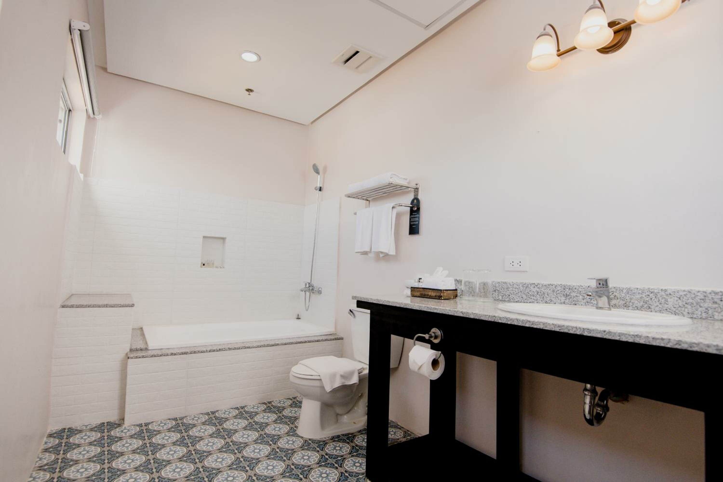 Фото Sta. Barbara Residence Hotel