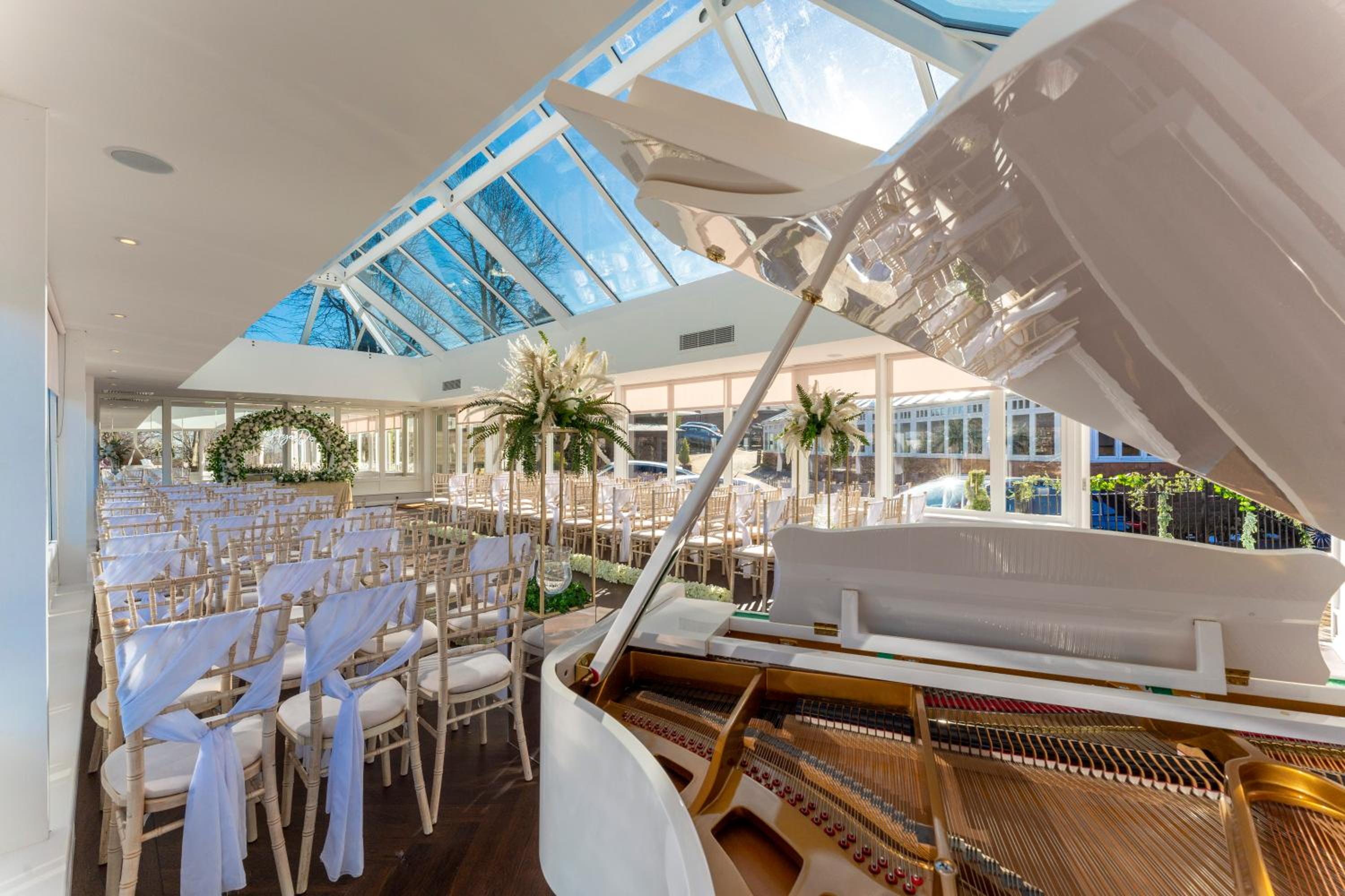 Фото Sherbrooke Castle Hotel