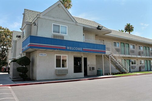 Гостиница Motel 6 Bakersfield, Ca - East в Бэйкерсфилде