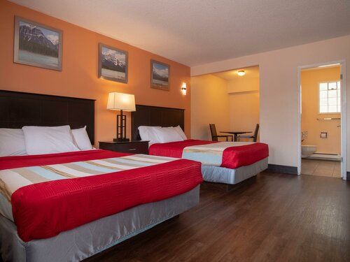 Гостиница Best Budget Inn & Suites Kamloops в Камлупсе