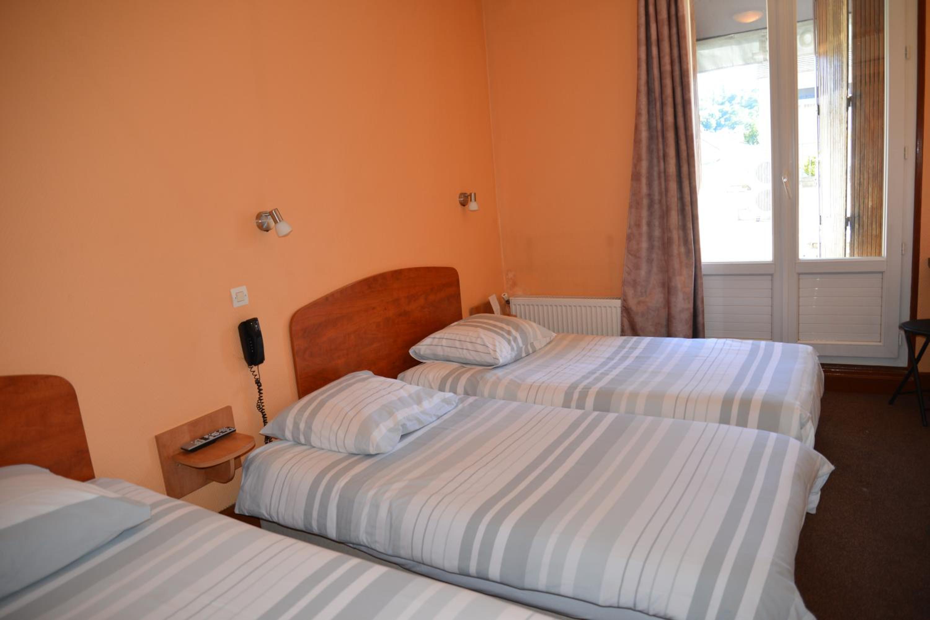 Фото Hôtel le Cheval Noir