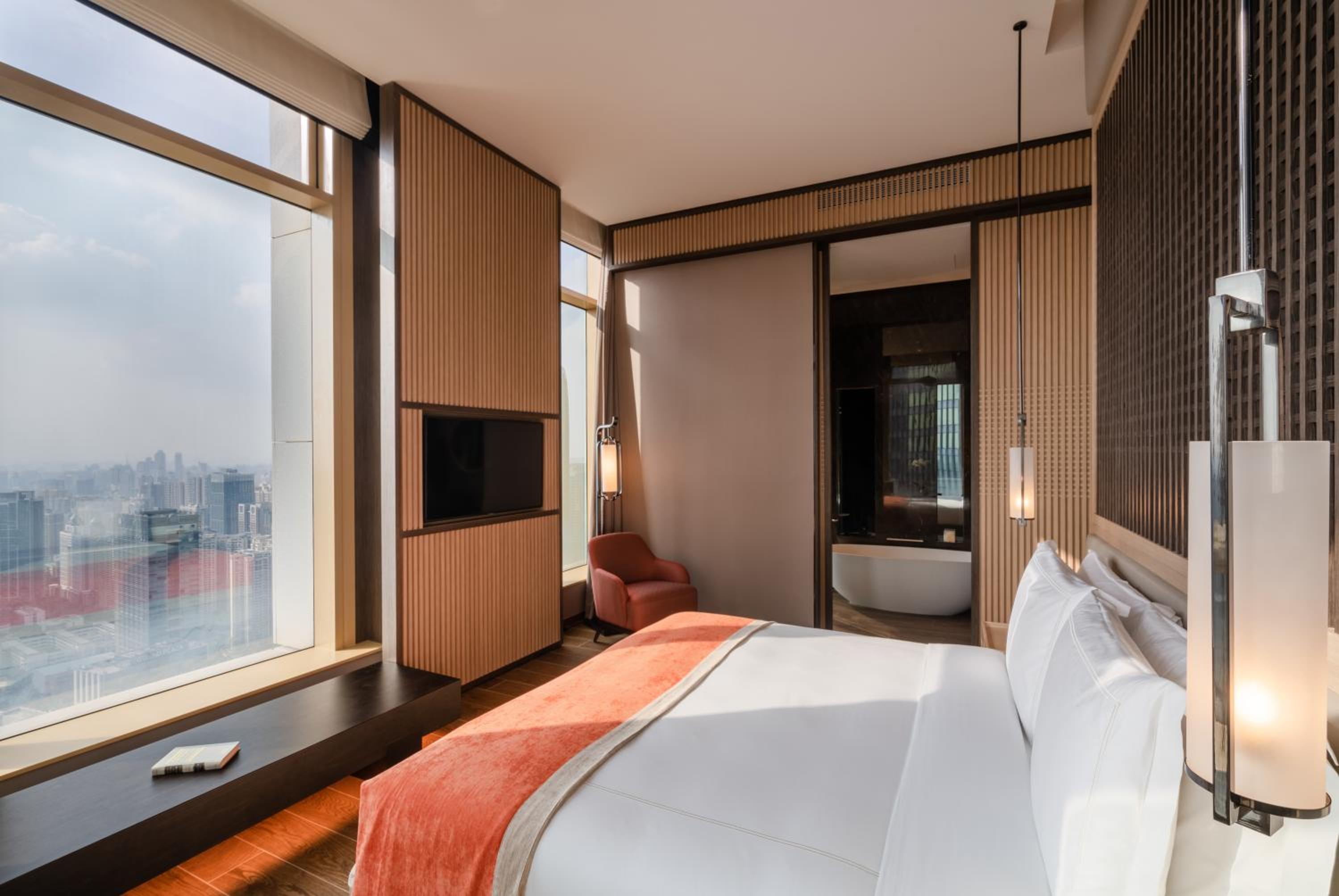 Фото Jumeirah Living Guangzhou