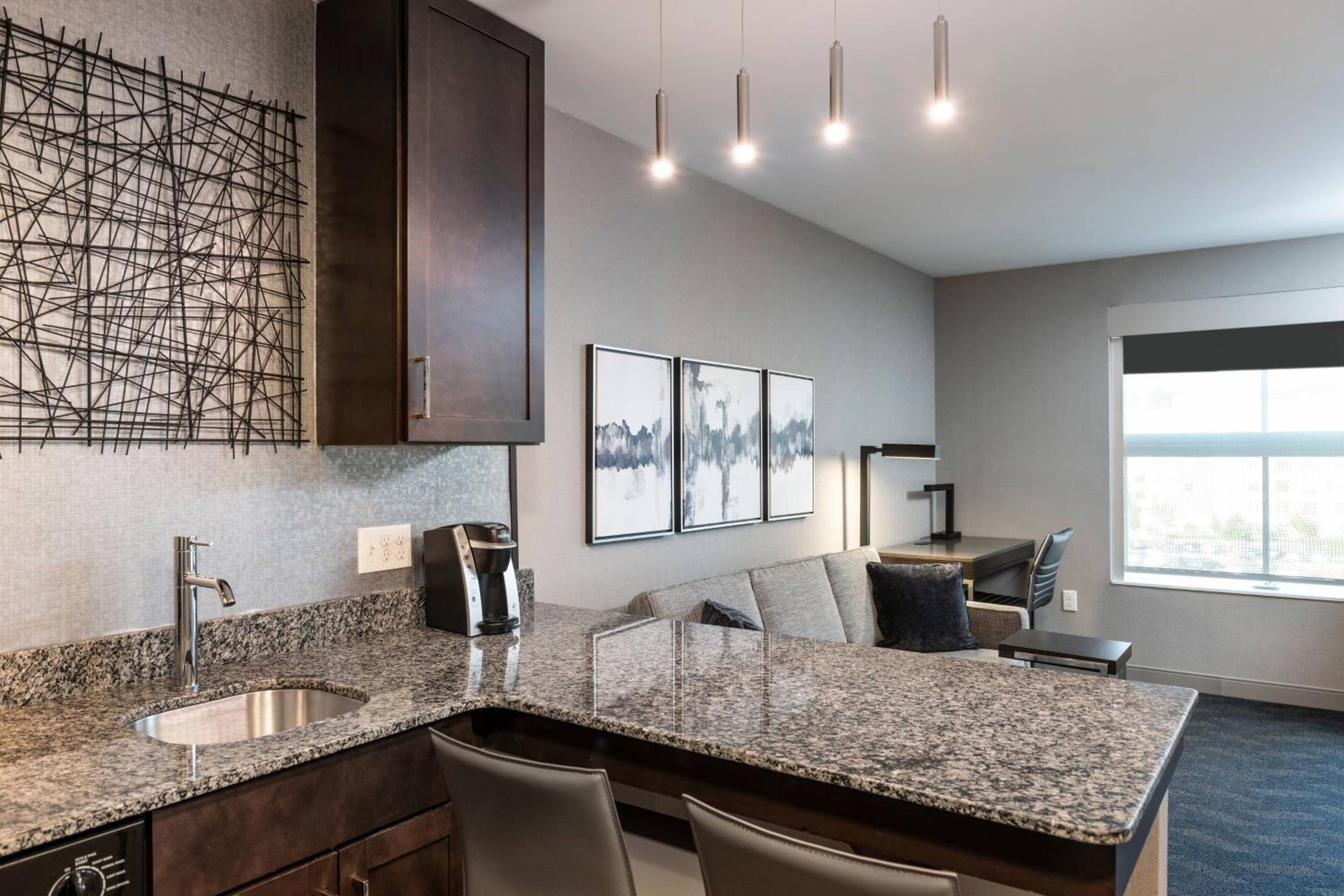 Фото Residence Inn Boston Logan Airport/Chelsea