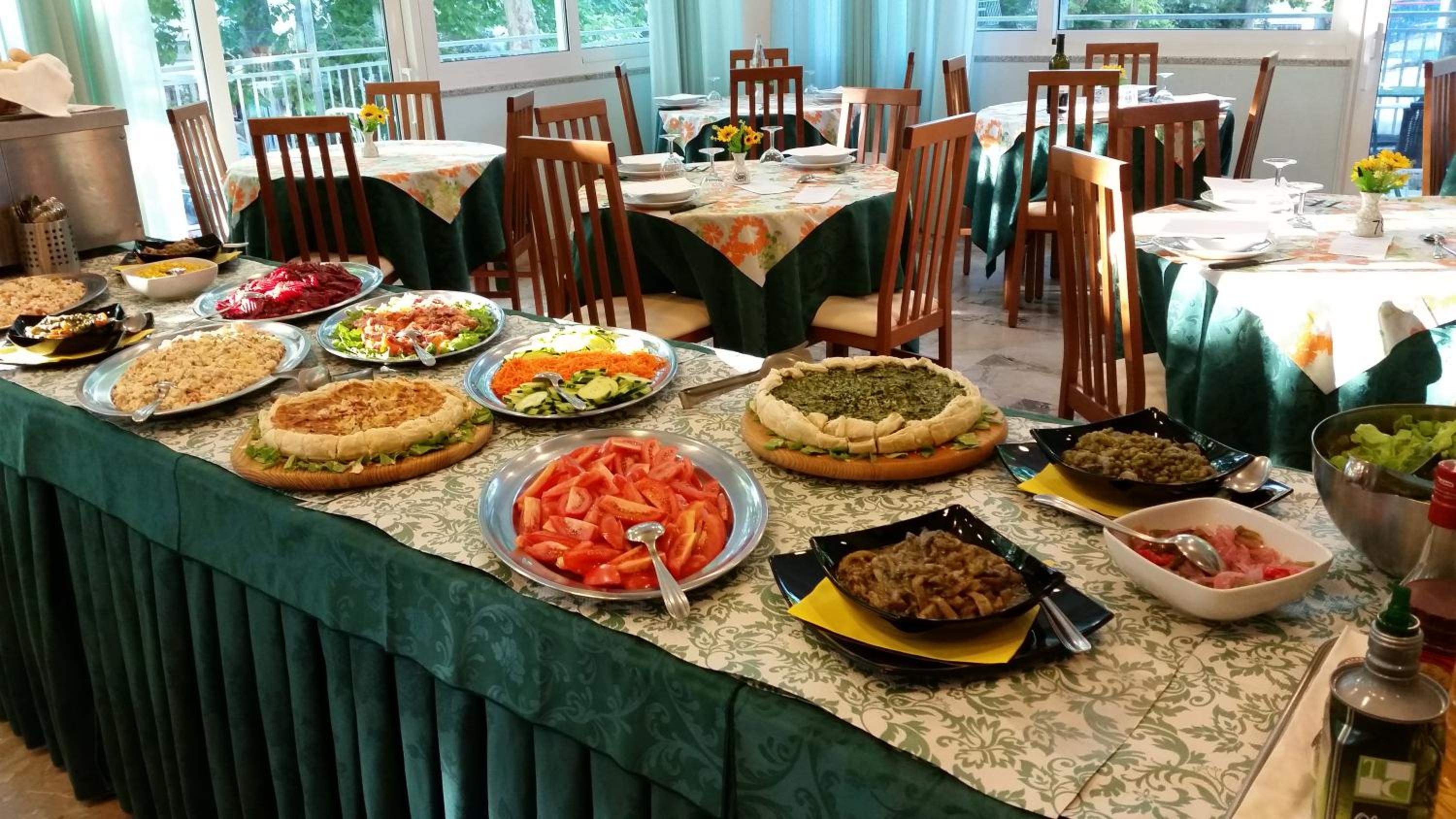 Фото Hotel Santini