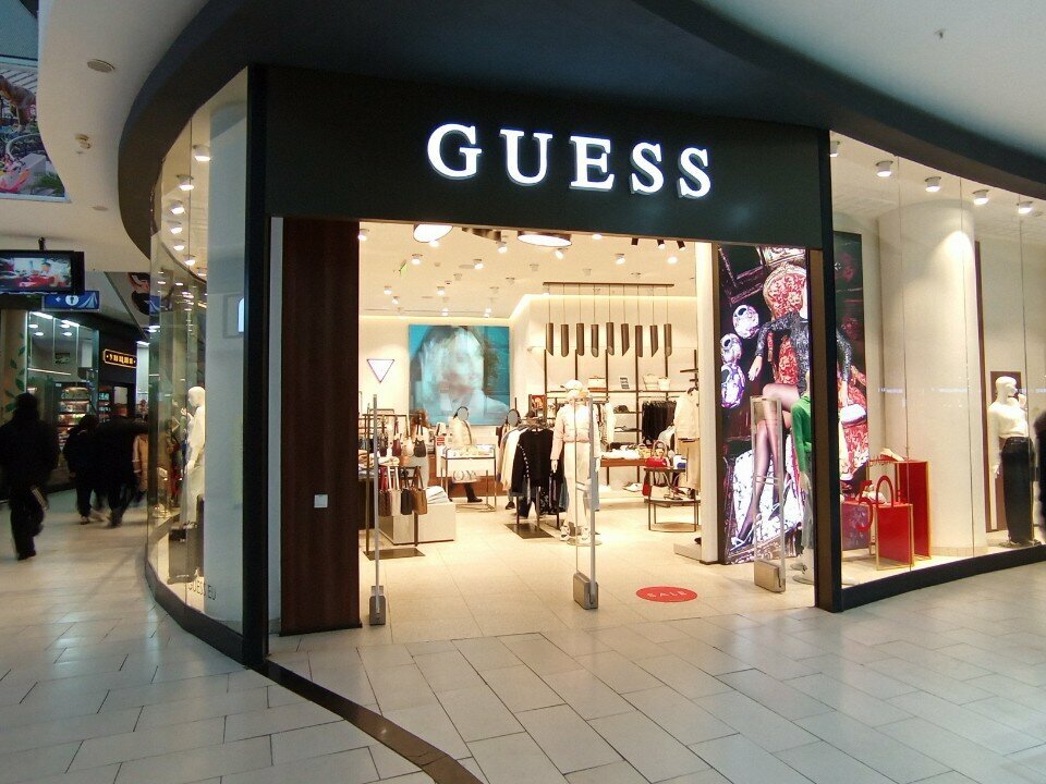 Clothing store Guess, Astana, photo