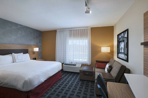 Гостиница TownePlace Suites by Marriott Naples