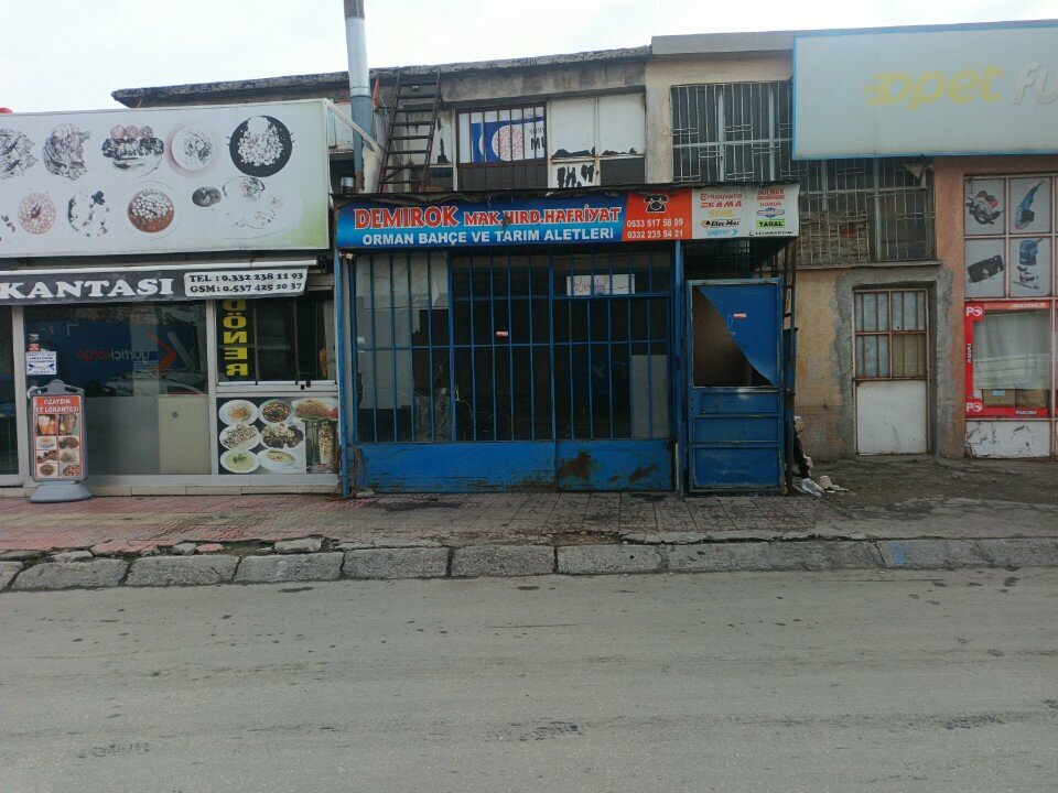 Construction equipment and machinery Karot, Konya, photo