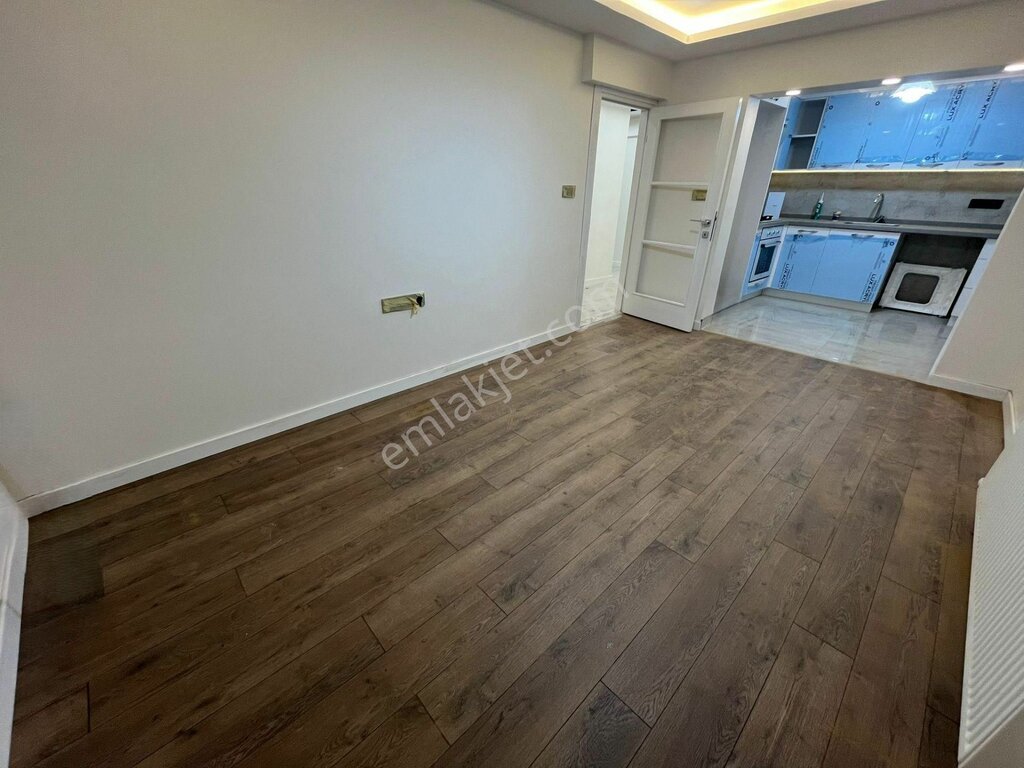 Real estate agency Tolkan Emlak, Izmir, photo