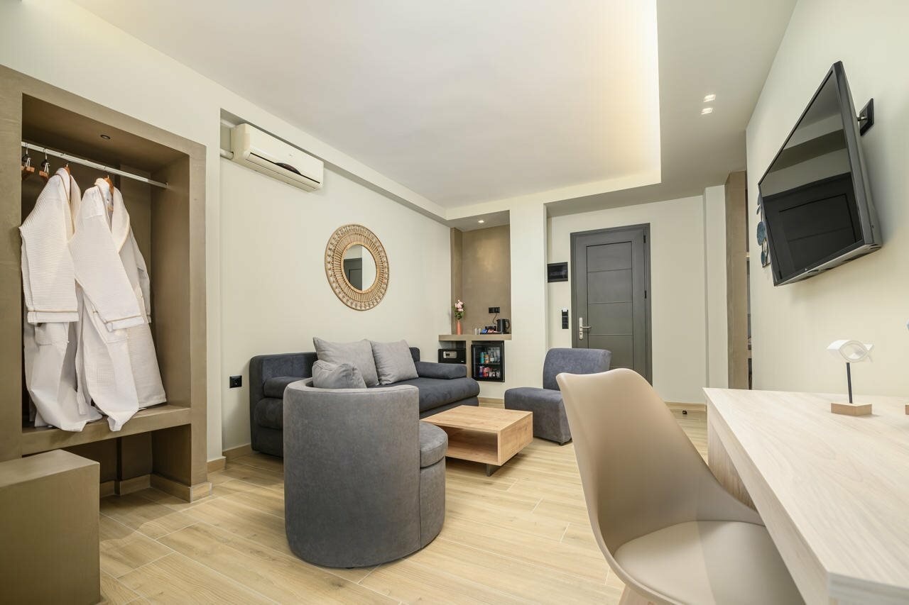 Фото Nicolas Grand Suites - Adults Only
