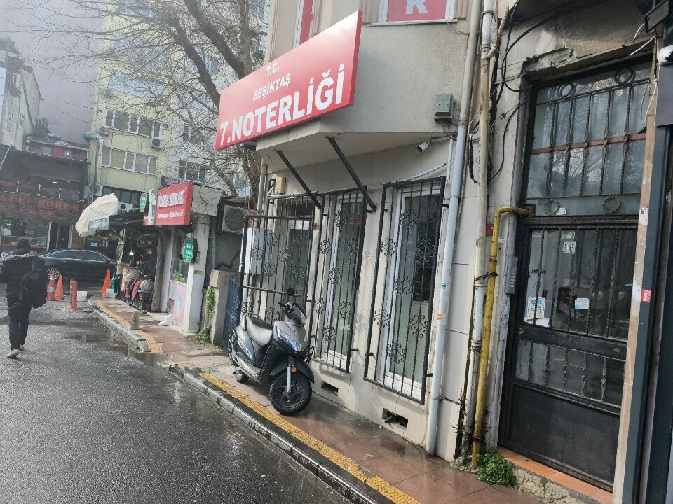 كاتب العدل Besiktas 7. Notary Public ، اسطنبول، صورة